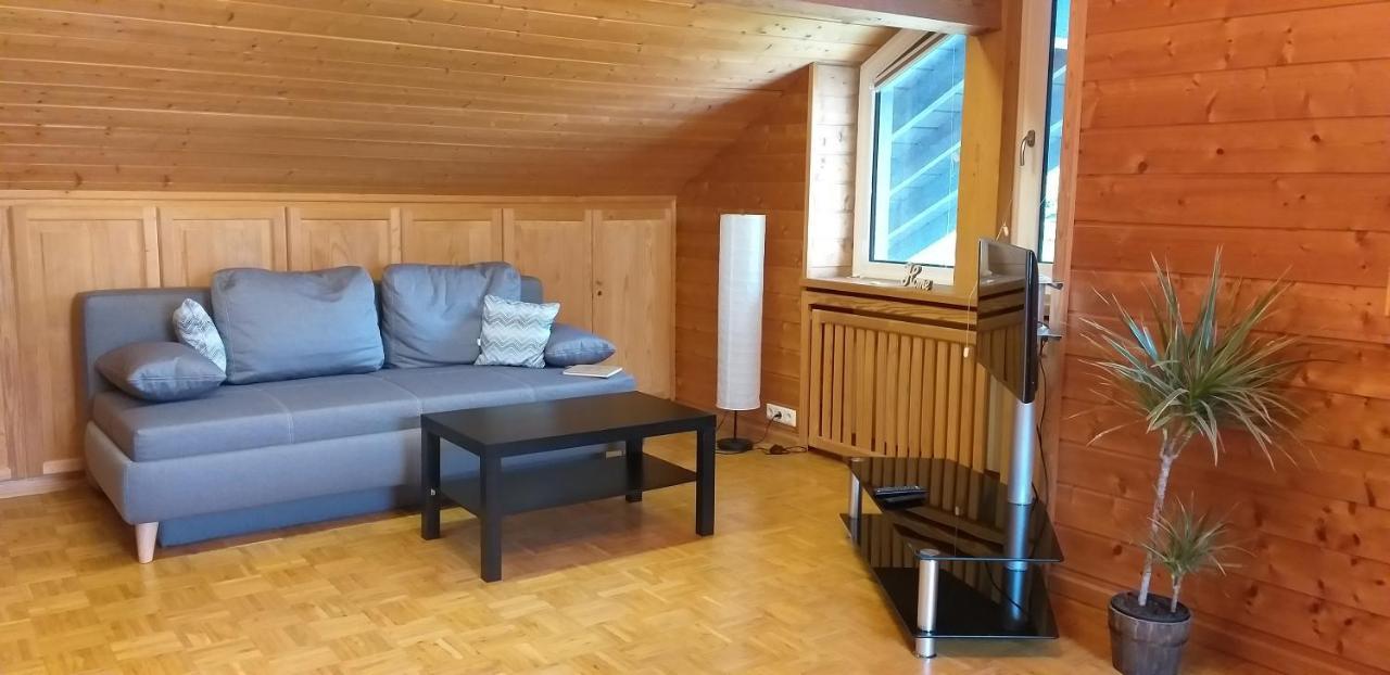 2-Zimmer Dg-Apartment Mit Eigener Sauna Оберхахинг Екстериор снимка