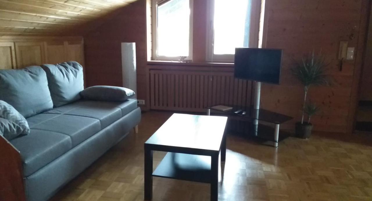 2-Zimmer Dg-Apartment Mit Eigener Sauna Оберхахинг Екстериор снимка